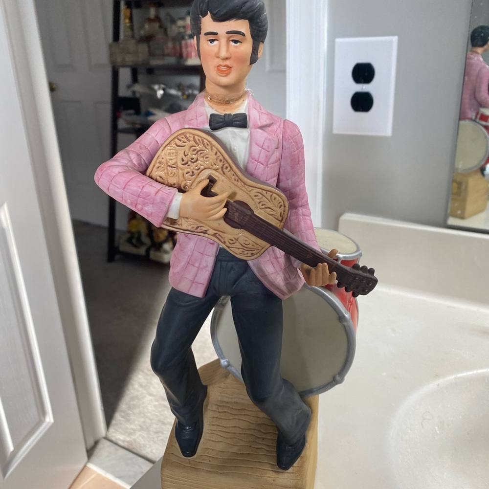 Elvis decanter